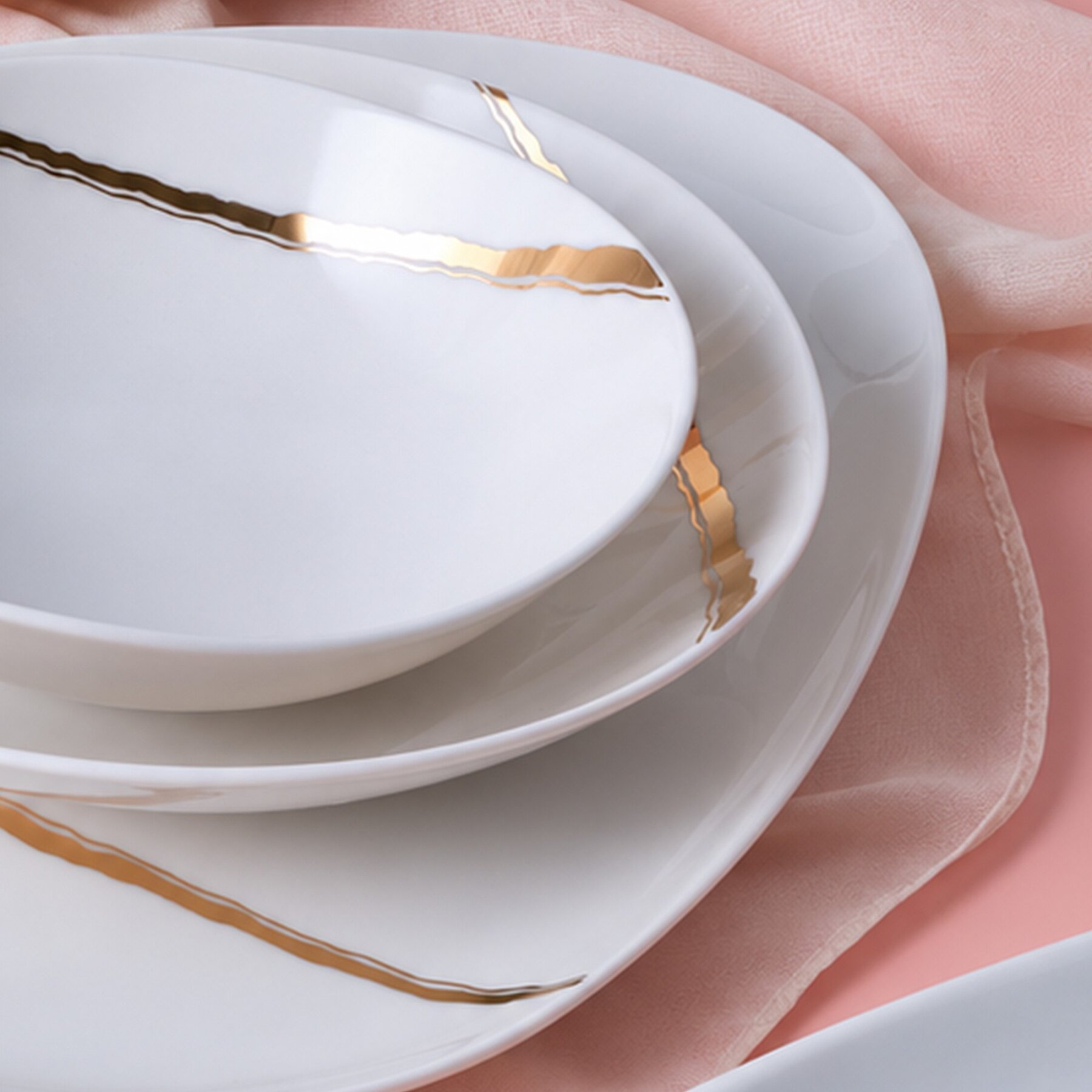 Asimetrik Gold Detaylı 54 Parça 12 Kişilik Porselen Yemek Takımı 6676 - 3