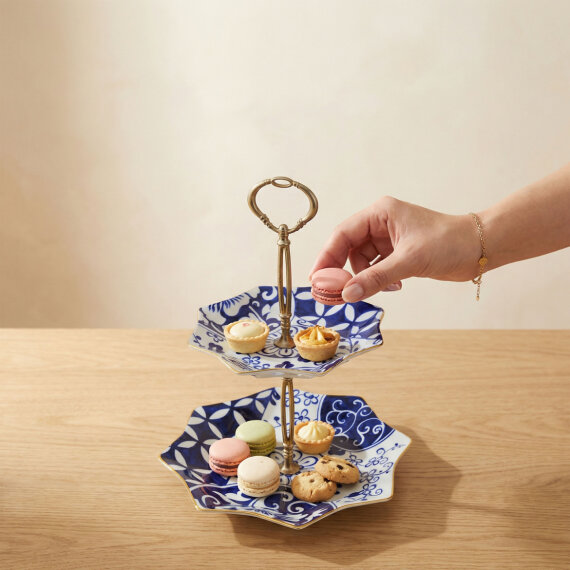 Özel Tasarım El Dekoru Yıldız Şekilli İki Katlı Dekoratif Sunumluk Kurabiyelik - 1